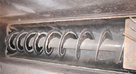 screw conveyor wear strips